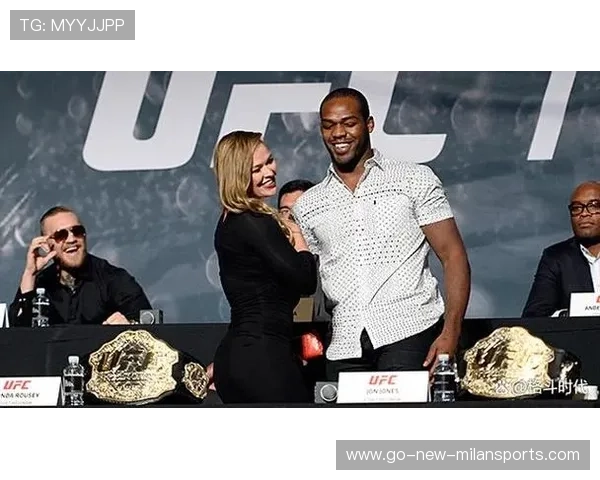 UFC中国新星遭遇职业首败：荣耀的背后藏着怎样的坚持与成长